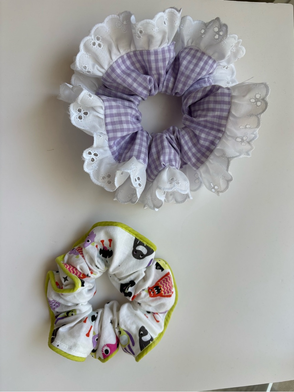 Kids Lavender Gingham & White Lace Scrunchie - Unbranded